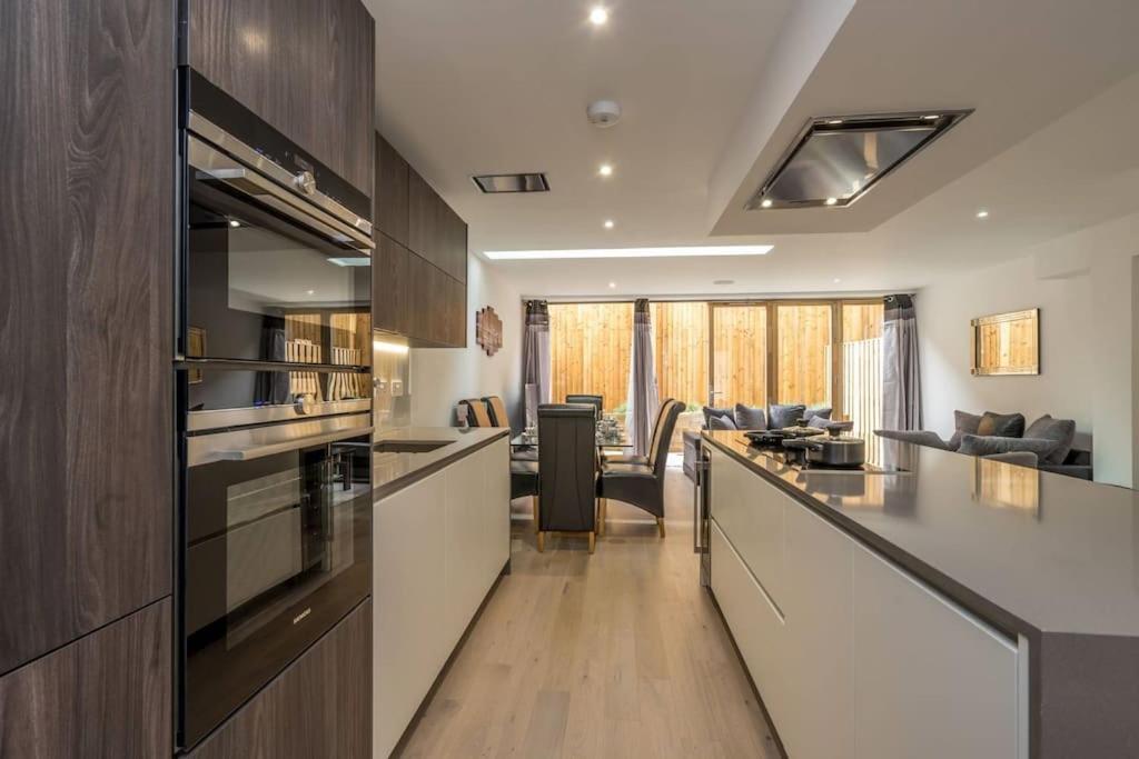 伦敦Luxurious & Modern Townhouse In Hammersmith公寓 外观 照片
